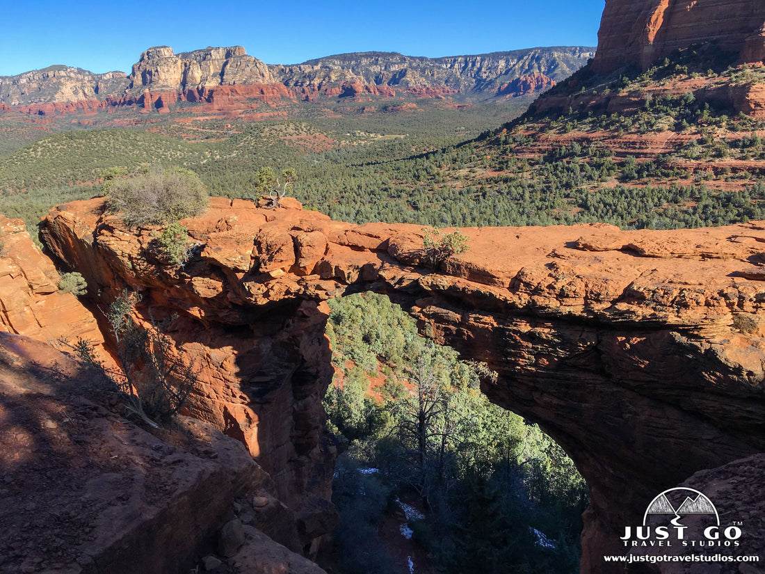 Devils Bridge Trail in Sedona, Arizona